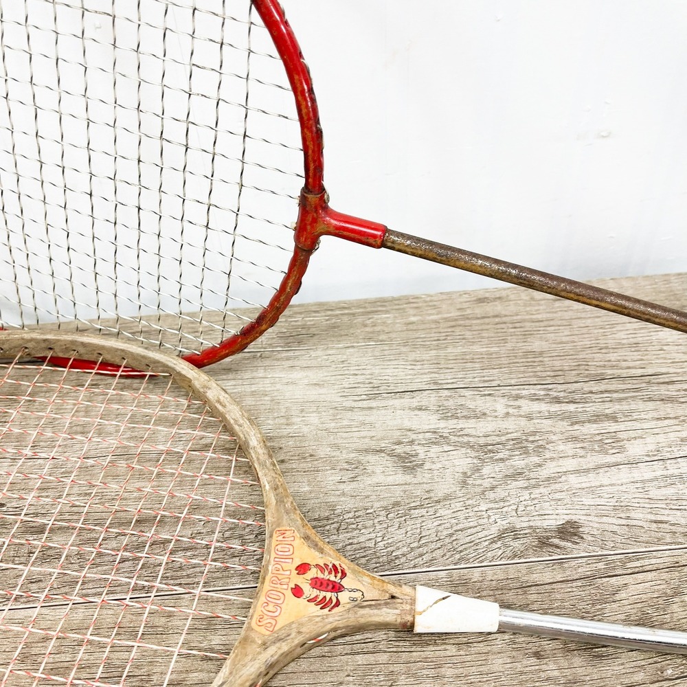 Vintage Badminton Racket Set Regent Scorpion Red Wood Metal Sports Decor 3pc - Picture 2 of 12